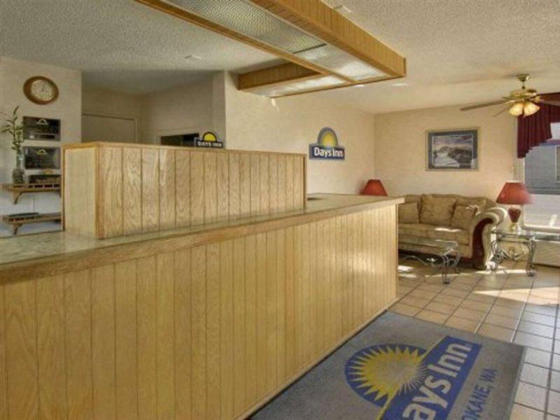 Days Inn Спокан Экстерьер фото