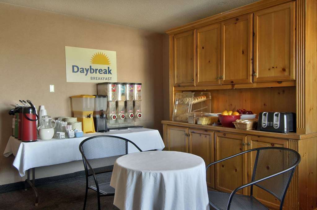 Days Inn Спокан Ресторан фото